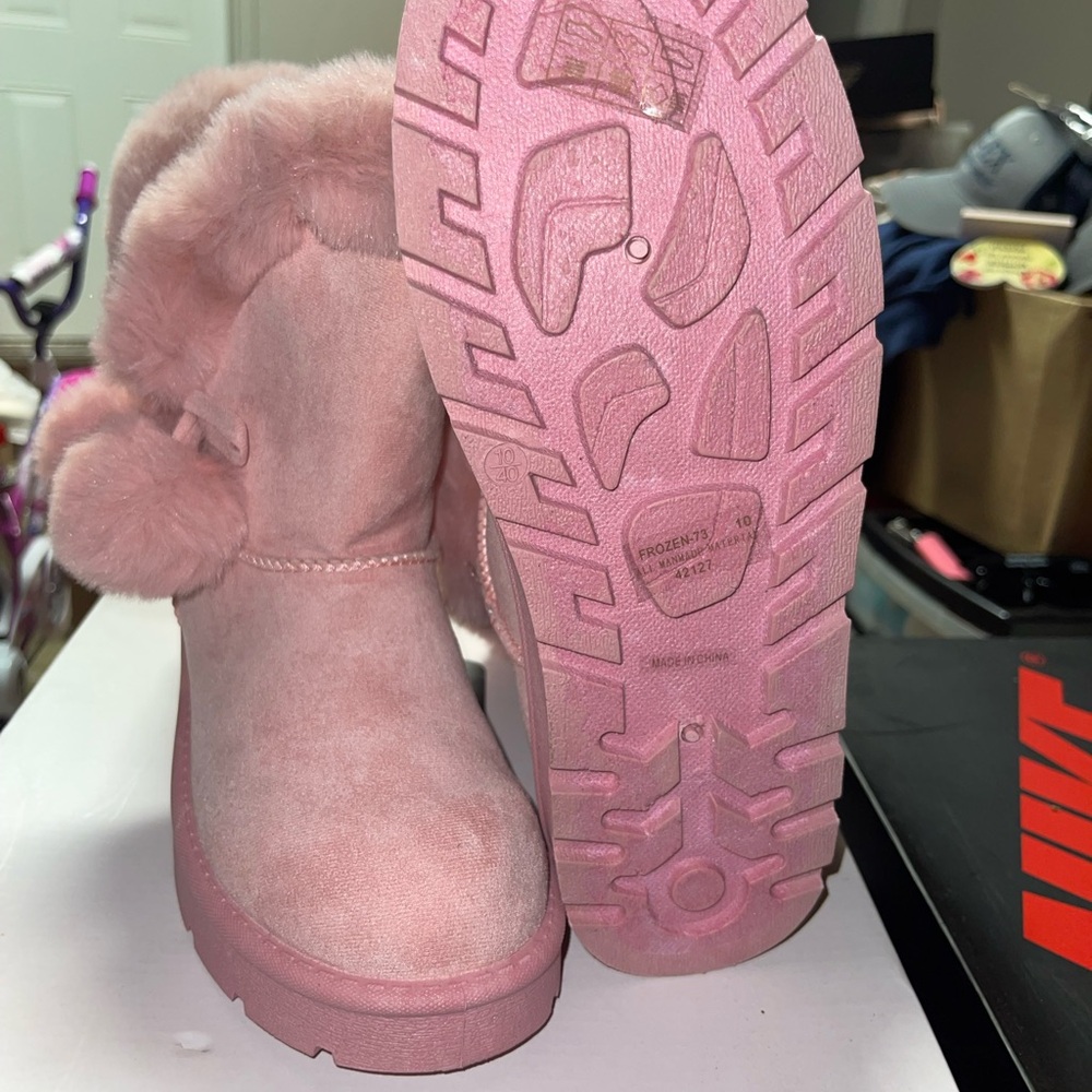 Pink snow boots